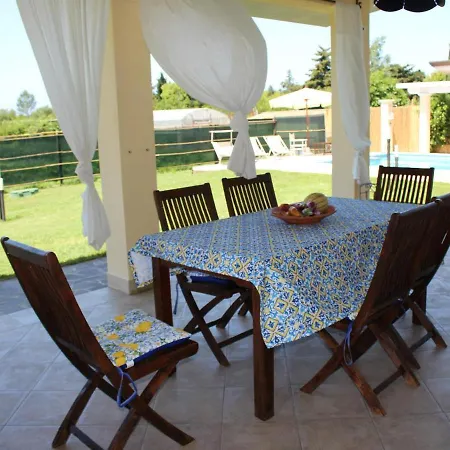 House In Versilia With Pool & Beaches Dom wakacyjny