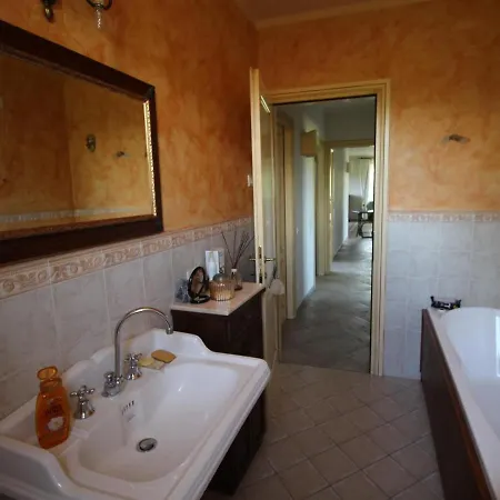 House In Versilia With Pool & Beaches