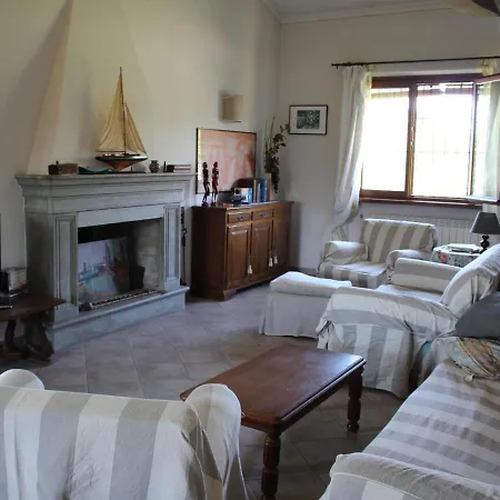 Dom wakacyjny House In Versilia With Pool & Beaches Camaiore